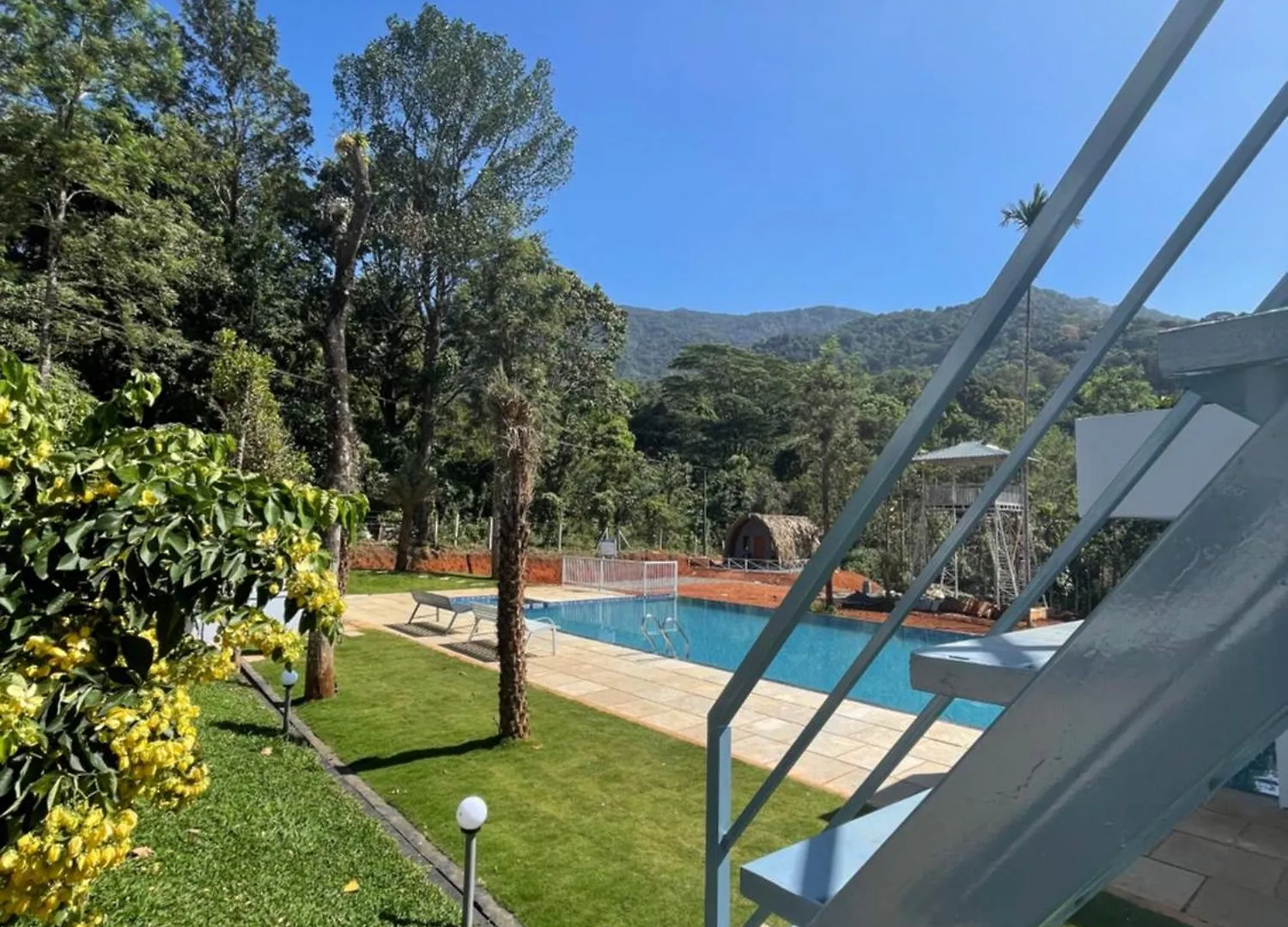 Wild Brooke Hut Hotel Vythiri Luxury tent